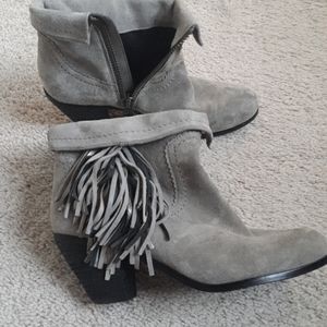 Gray tassel booties